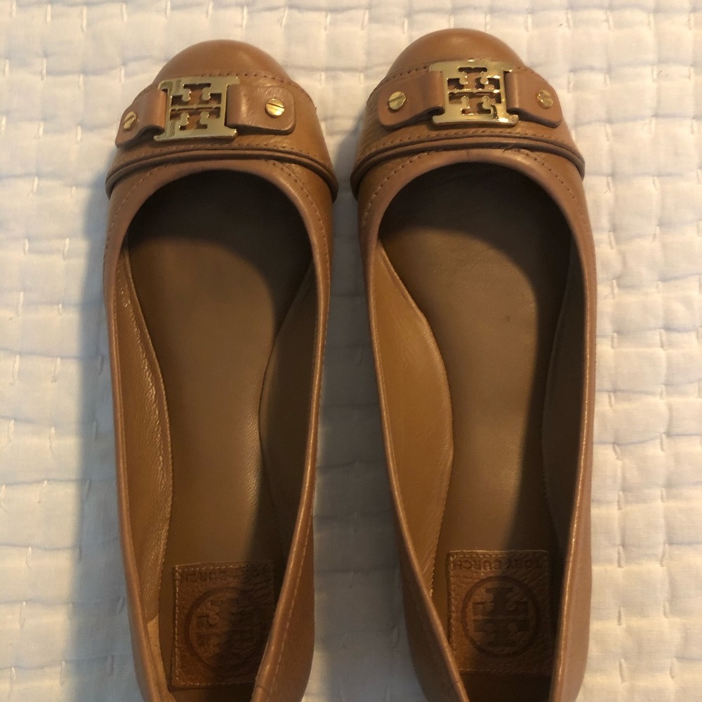 Ballet flats